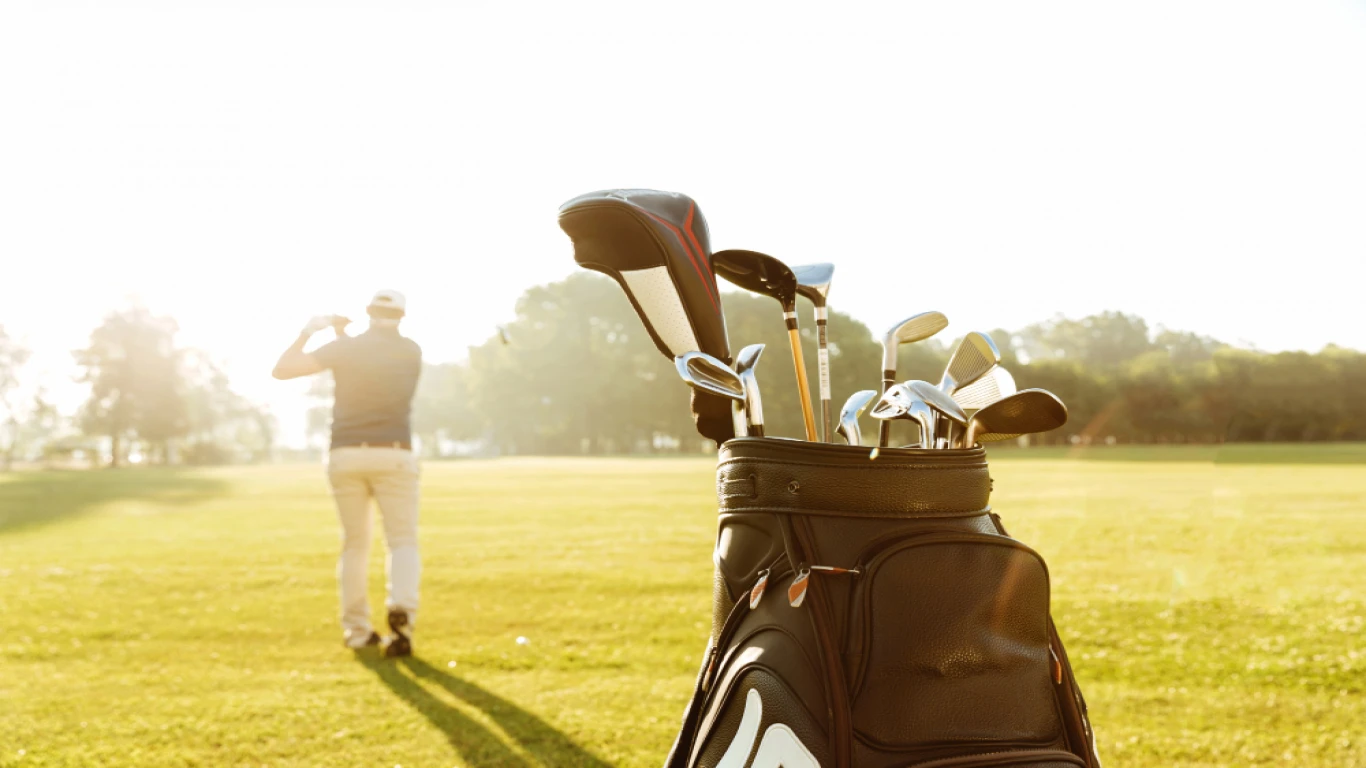 Tips memilih bola untuk olahraga golf