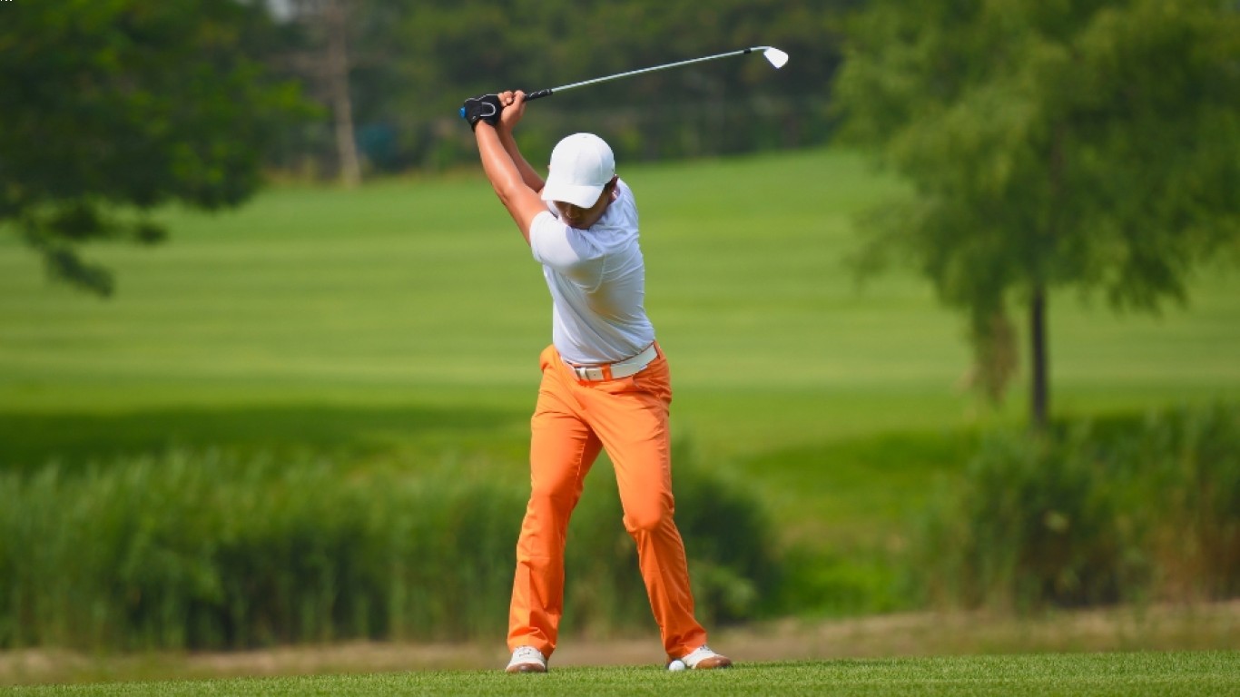 Cara meningkatkan akurasi pukulan dalam olahraga golf