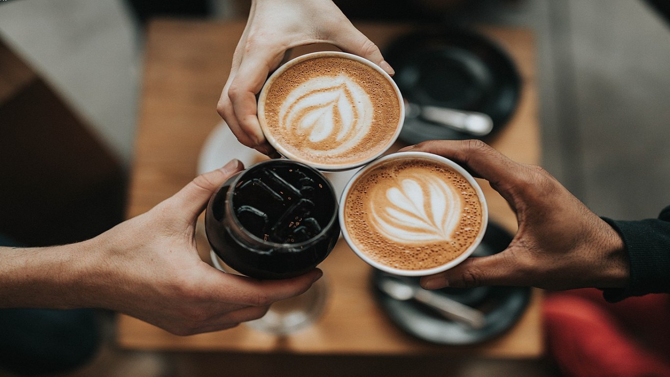 Menyajikan Kopi Luwak di Kafe-kafe Terkenal