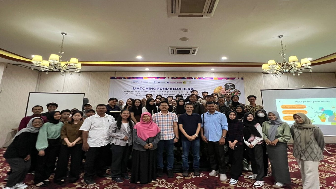 kolaborasi antara petani kopi dan perguruan tinggi