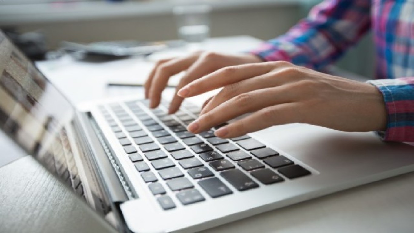 Menghapus Virus Membandel dengan Anti Virus Windows