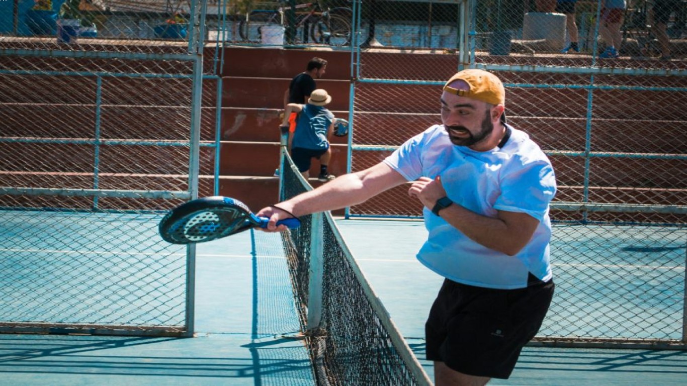 perkembangan komunitas padel di indonesia