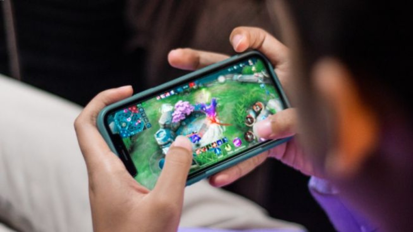 Jago main Mobile Legends meski sinyal lemot
